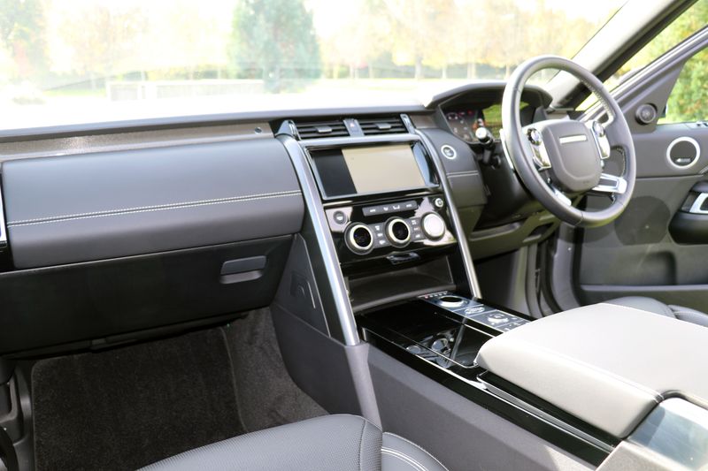 Landrover Discovery 3.0 SDV6 HSE Luxury