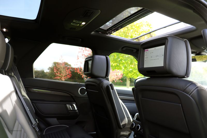 Landrover Discovery 3.0 SDV6 HSE Luxury