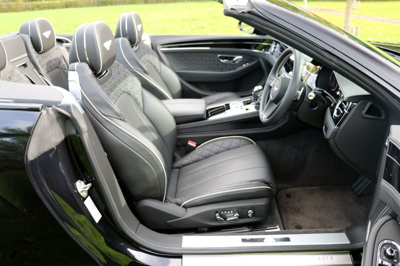 Bentley Continental GTC 635 Centenary Edition Mulliner