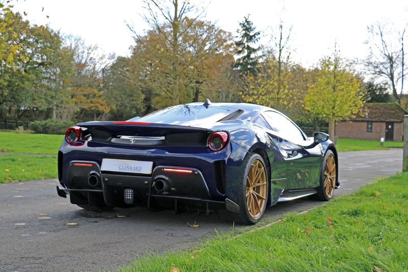 Ferrari 488 Pista DCT