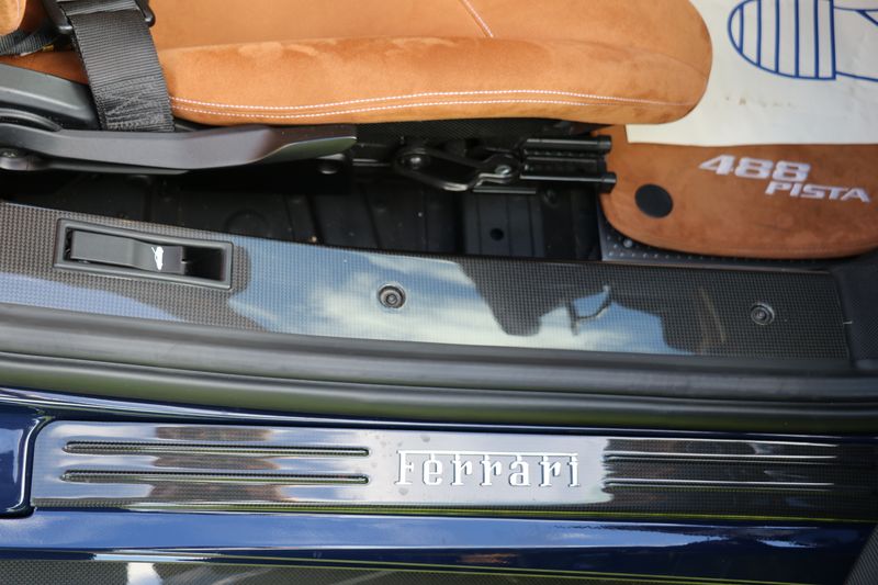 Ferrari 488 Pista DCT