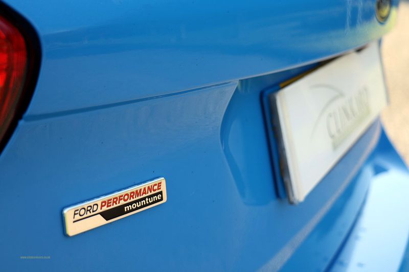 Ford Focus RS Mountune