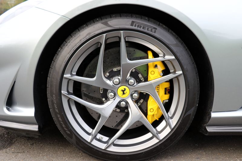 Ferrari 812 Superfast 6.5 V12