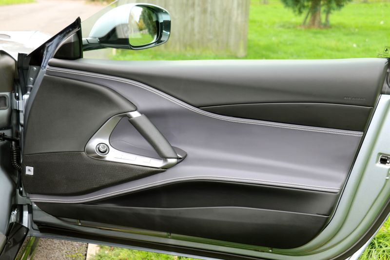 Ferrari 812 Superfast 6.5 V12