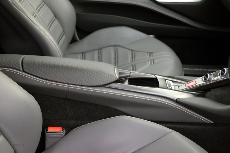 Ferrari 812 Superfast 6.5 V12