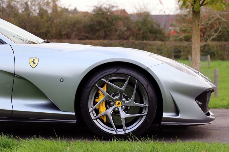 Ferrari 812 Superfast 6.5 V12