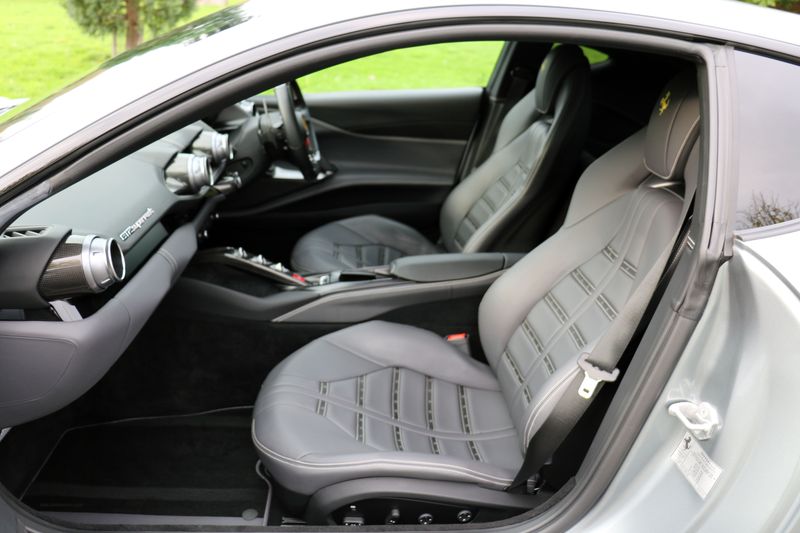 Ferrari 812 Superfast 6.5 V12