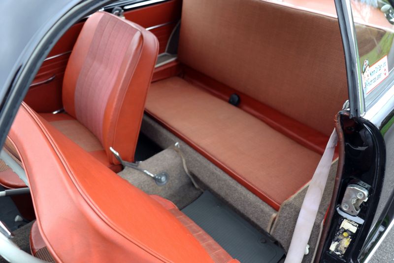 Volkswagen Karmann Ghia Coupe