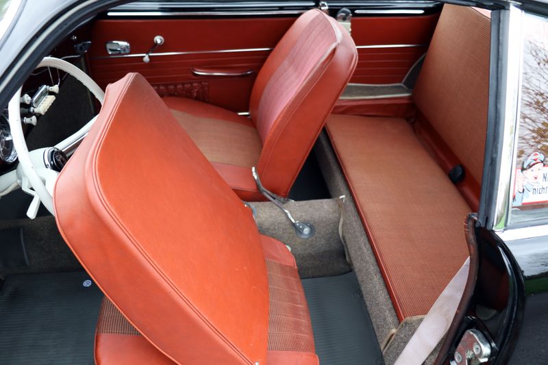 Volkswagen Karmann Ghia Coupe