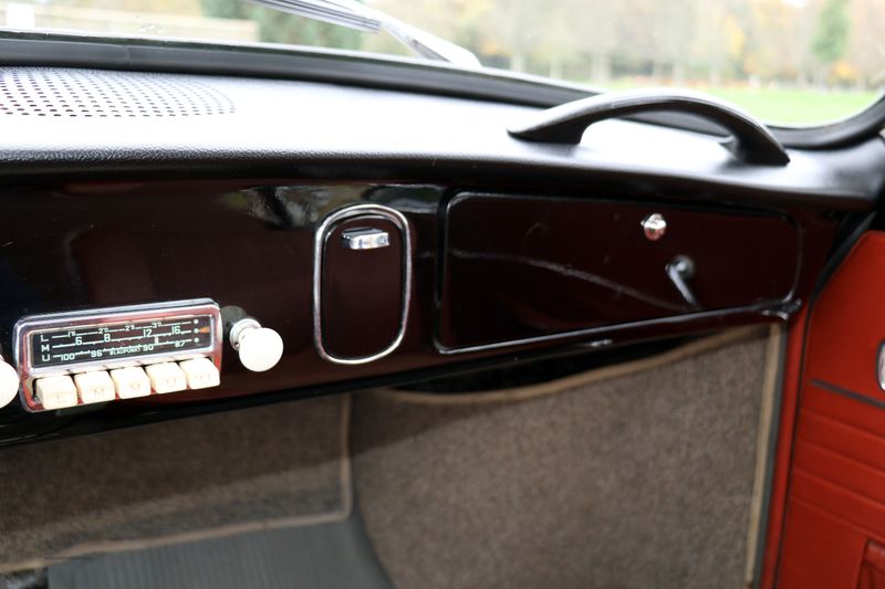 Volkswagen Karmann Ghia Coupe