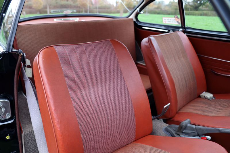 Volkswagen Karmann Ghia Coupe