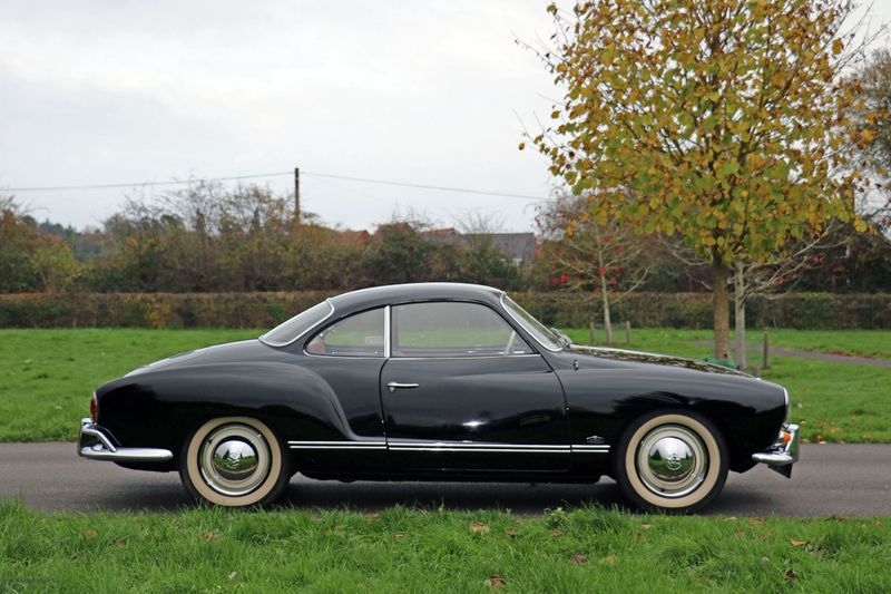 Volkswagen Karmann Ghia Coupe