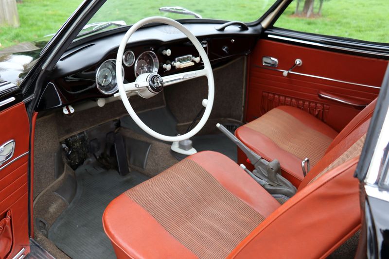 Volkswagen Karmann Ghia Coupe