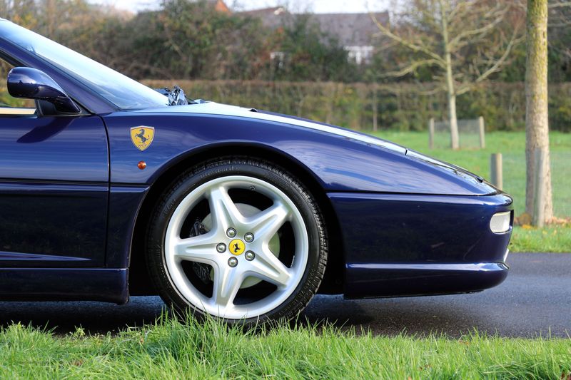 Ferrari 355 GTS Manual