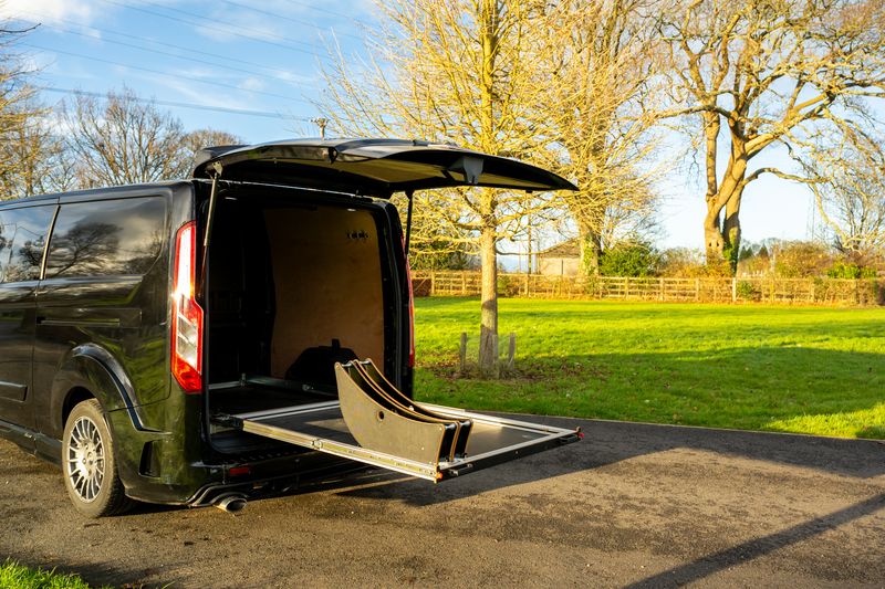 Ford Transit Custom (LWB) LTD MS-RT Automatic