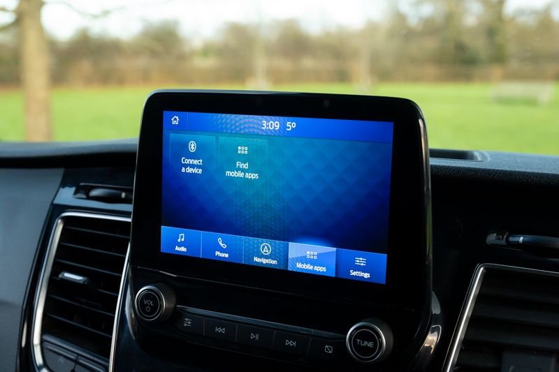 Ford Transit Custom (LWB) LTD MS-RT Automatic