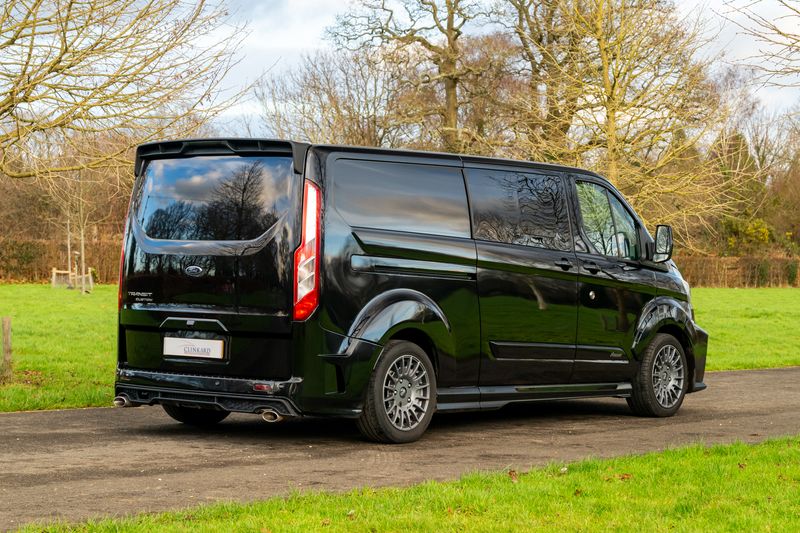 Ford Transit Custom (LWB) LTD MS-RT Automatic