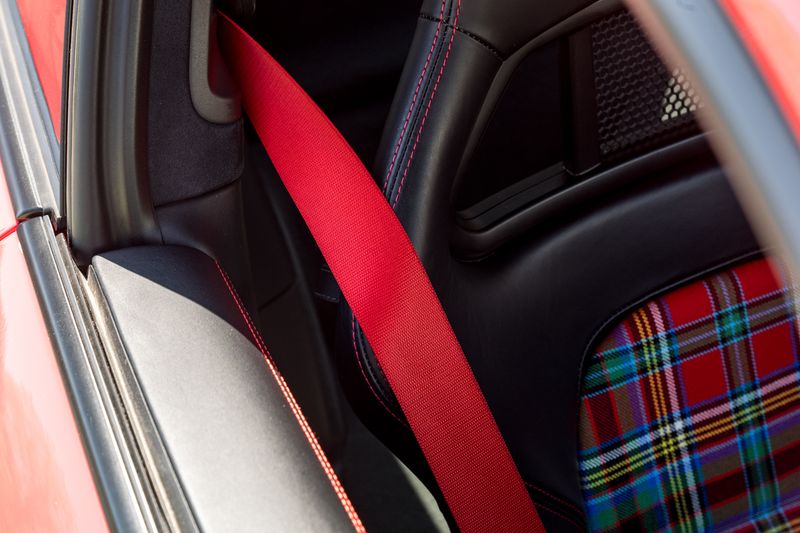 Porsche 911 (991) 4.0 GT3 Touring (Manual)