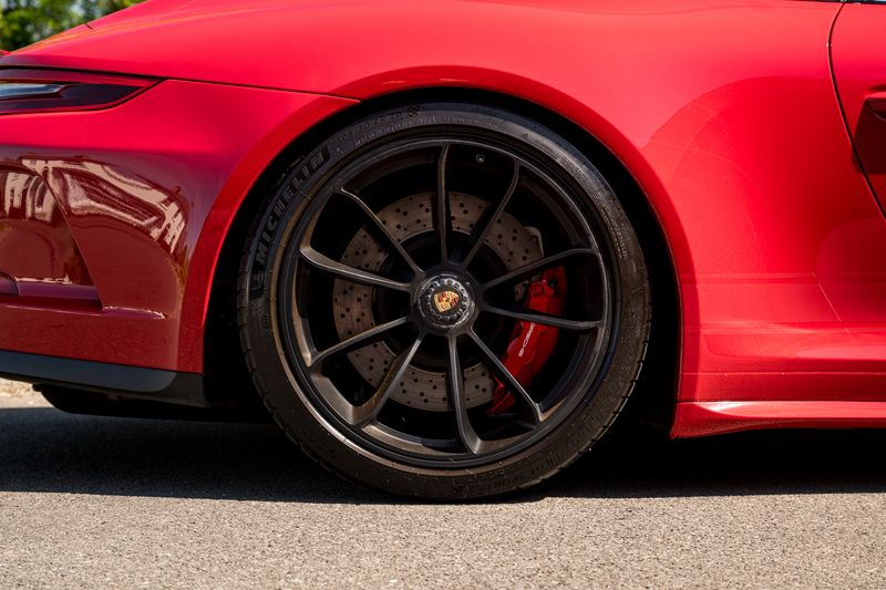 Porsche 911 (991) 4.0 GT3 Touring (Manual)