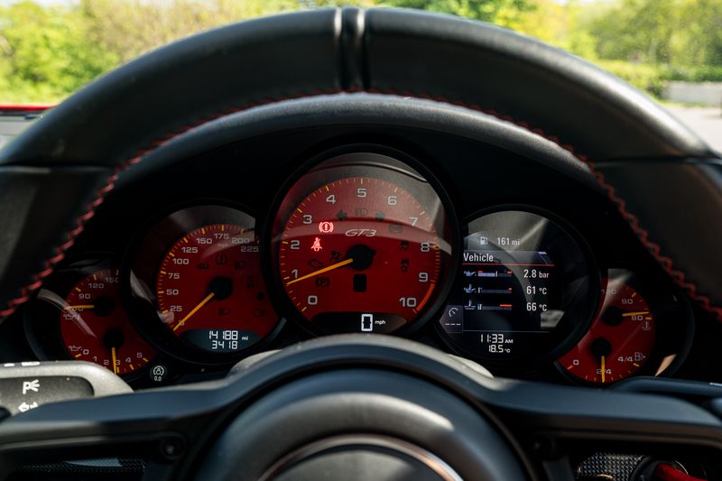 Porsche 911 (991) 4.0 GT3 Touring (Manual)