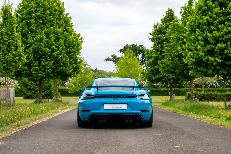 Porsche 718 Cayman 4.0 GT4 (Manual)