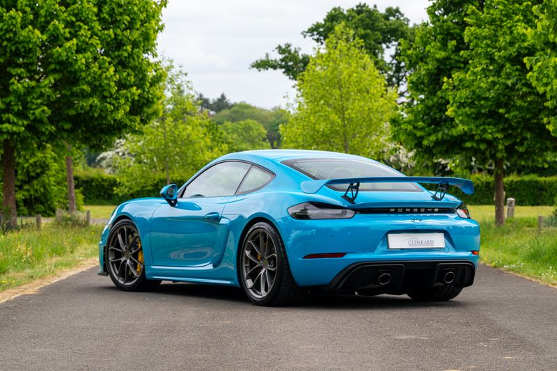 Porsche 718 Cayman 4.0 GT4 (Manual)