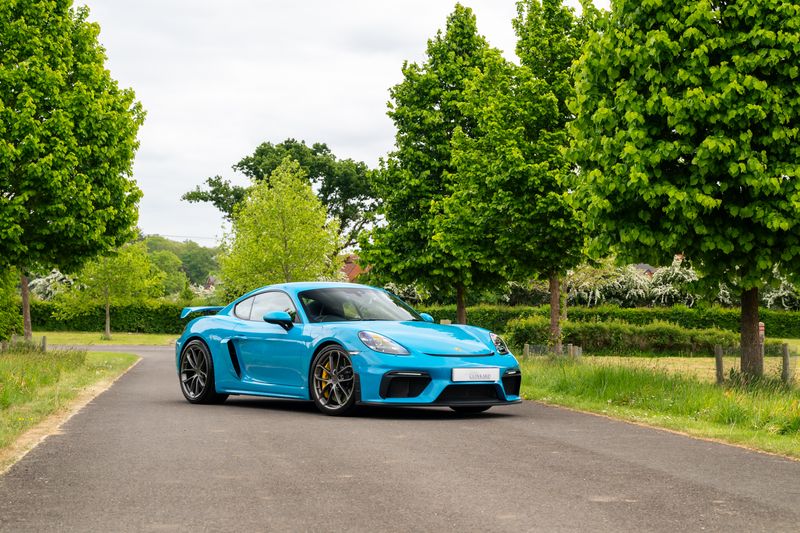 Porsche 718 Cayman 4.0 GT4 (Manual)