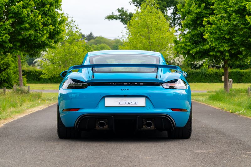 Porsche 718 Cayman 4.0 GT4 (Manual)