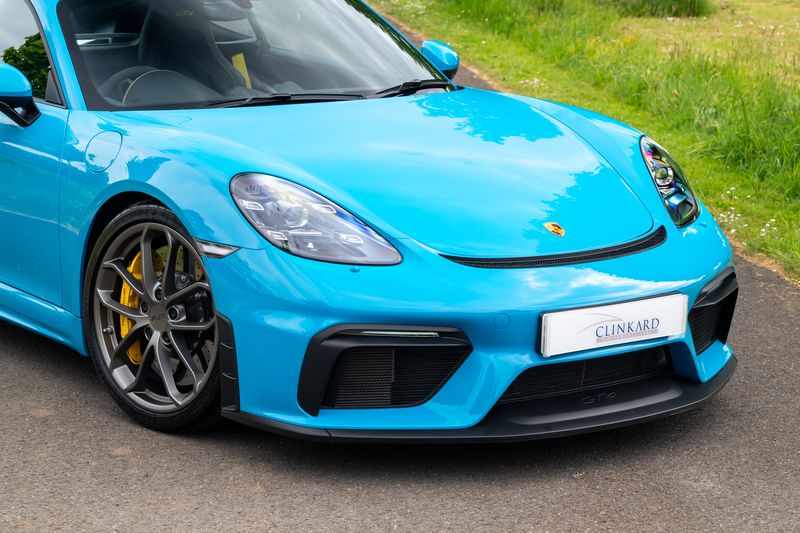 Porsche 718 Cayman 4.0 GT4 (Manual)