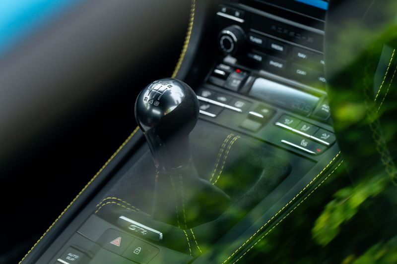 Porsche 718 Cayman 4.0 GT4 (Manual)