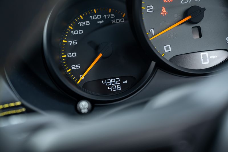 Porsche 718 Cayman 4.0 GT4 (Manual)