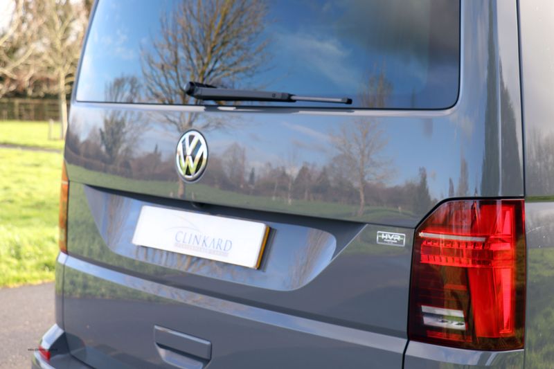 Volkswagen Transporter T6.1 T32 Highline 2.0 TDi DSG HVR Customs Conversion 4 berth
