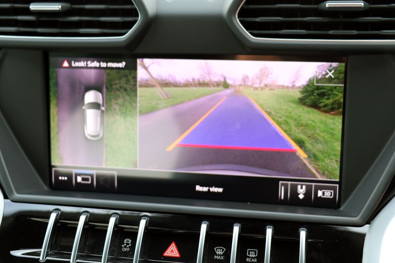 Lamborghini Urus V8 Auto