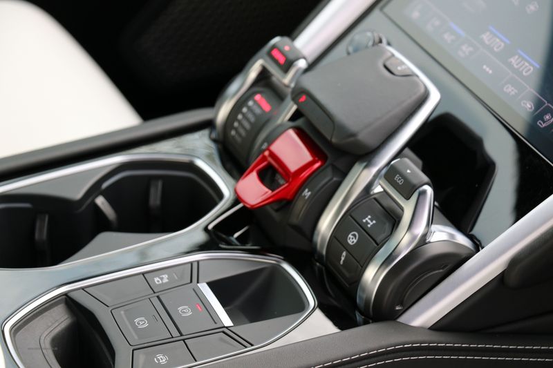 Lamborghini Urus V8 Auto