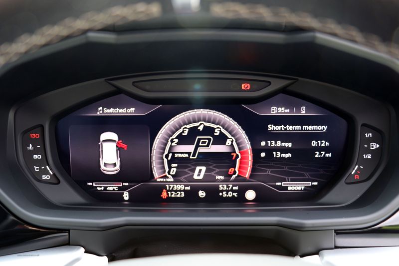 Lamborghini Urus V8 Auto