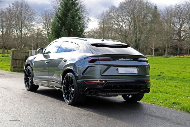 Lamborghini Urus V8 Auto