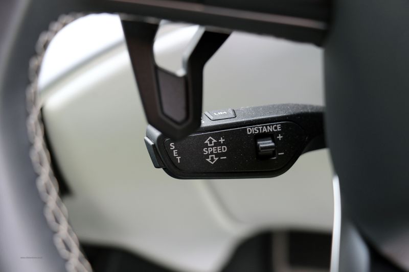 Lamborghini Urus V8 Auto