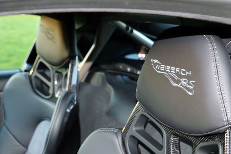 Porsche Cayman 718 GT4RS Weissach