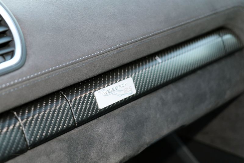 Porsche Cayman 718 GT4RS Weissach