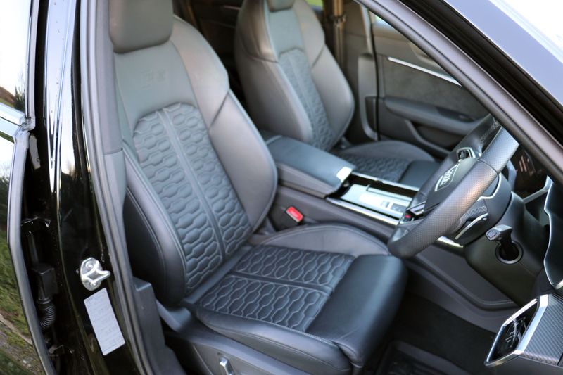 Audi RS6 Avant Quattro Vorsprung V8