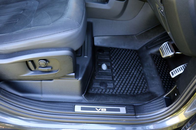 Landrover Defender 5.0 V8