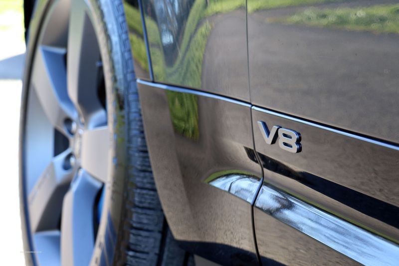 Landrover Defender 5.0 V8