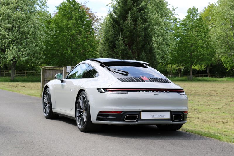 Porsche 992 Carrera PDK