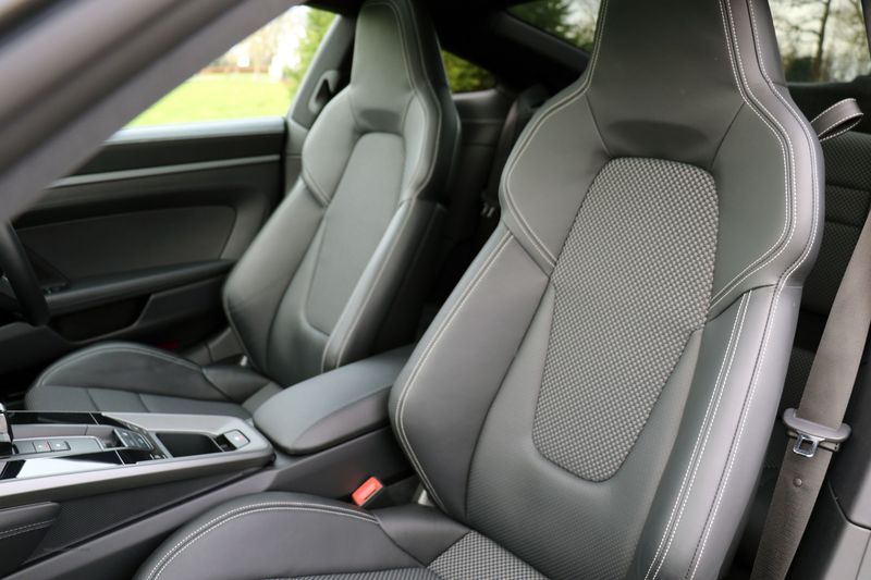 Porsche 992 Carrera PDK