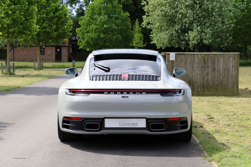 Porsche 992 Carrera PDK