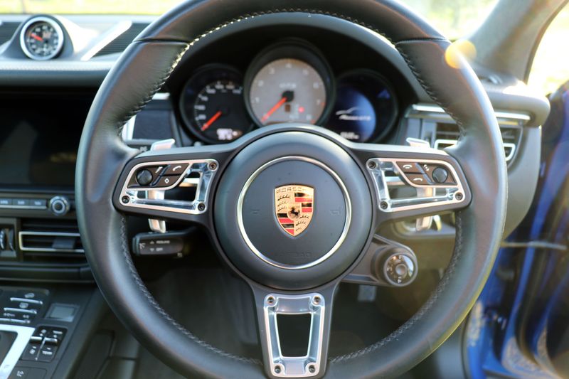 Porsche Macan GTS PDK