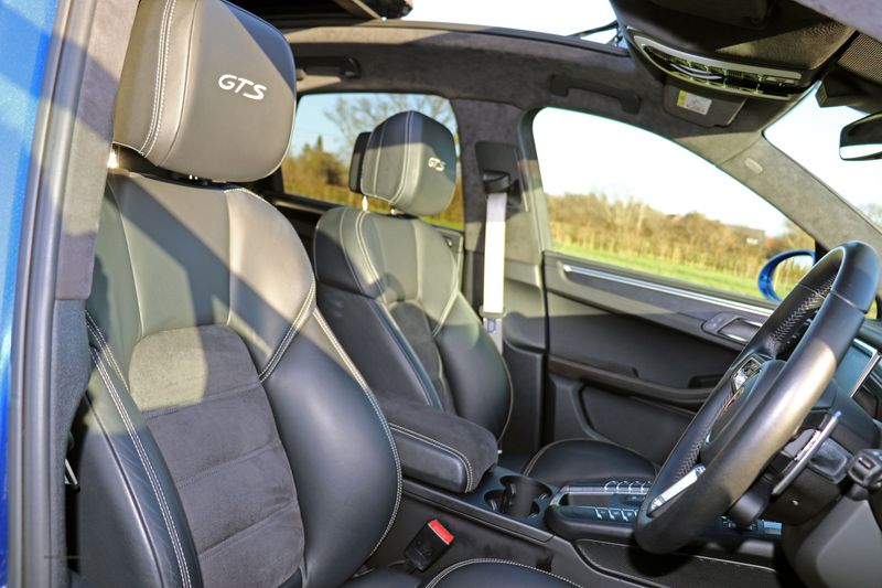 Porsche Macan GTS PDK