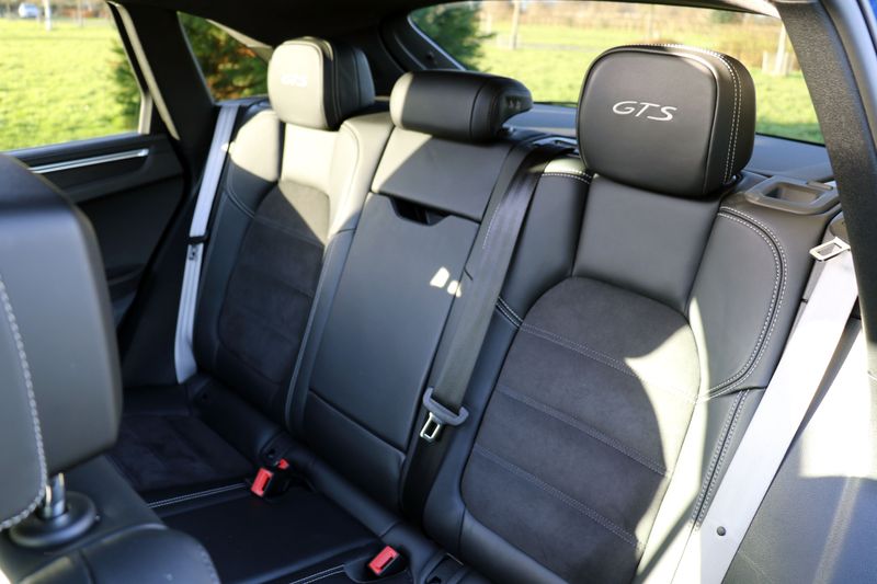 Porsche Macan GTS PDK