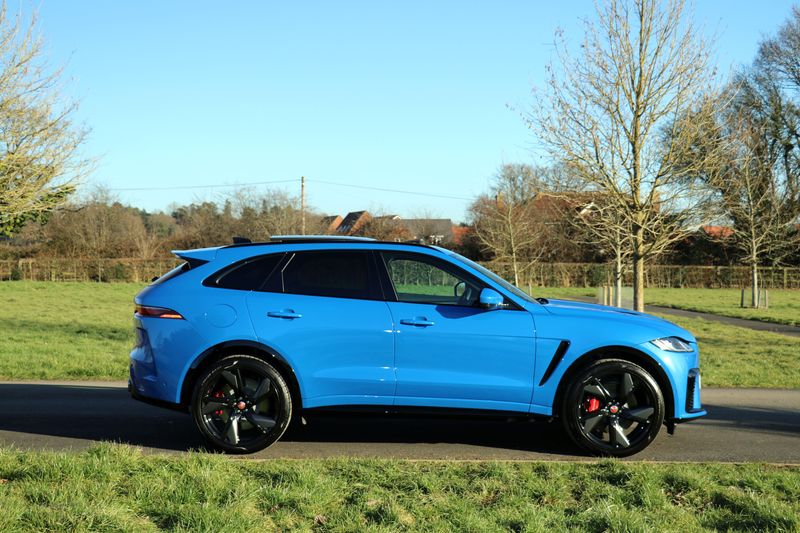 Jaguar F Pace 5.0 P550 SVR Quickshift