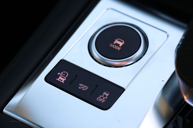 Jaguar F Pace 5.0 P550 SVR Quickshift